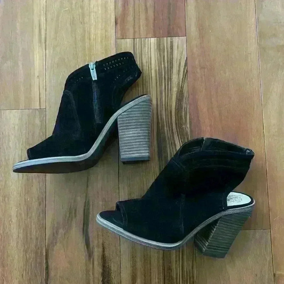 NWOT Vince Camuto heels - Picture 6 of 10